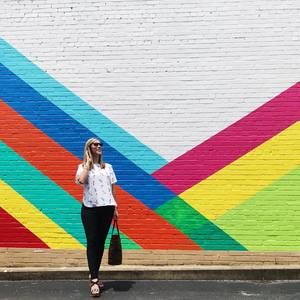 Meet your Posher, Caitlin